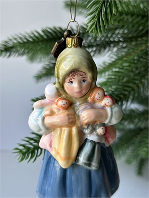 Девочка с куклами 4852K00