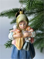 Девочка с куклами 4852K00