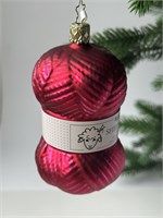 Нитки малиновые 2880